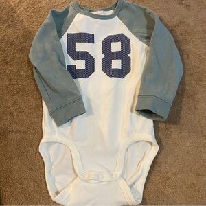 EUC H&M Blue and White Kids Bodysuit ATHLETIC 4-6mos set